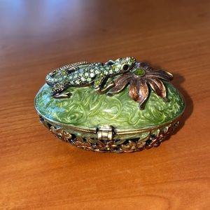 New Swarovski Chrystal trinket lizard box